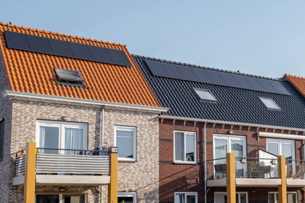 Salderingsregeling zonnepanelen blijft langer 100%