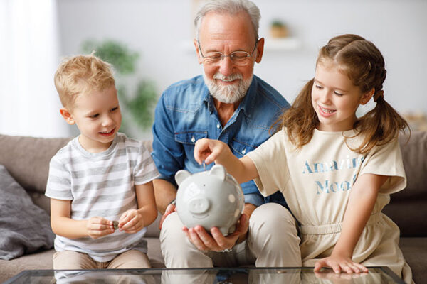 Sparen voor (klein)kinderen, hoe pakt u dat aan?